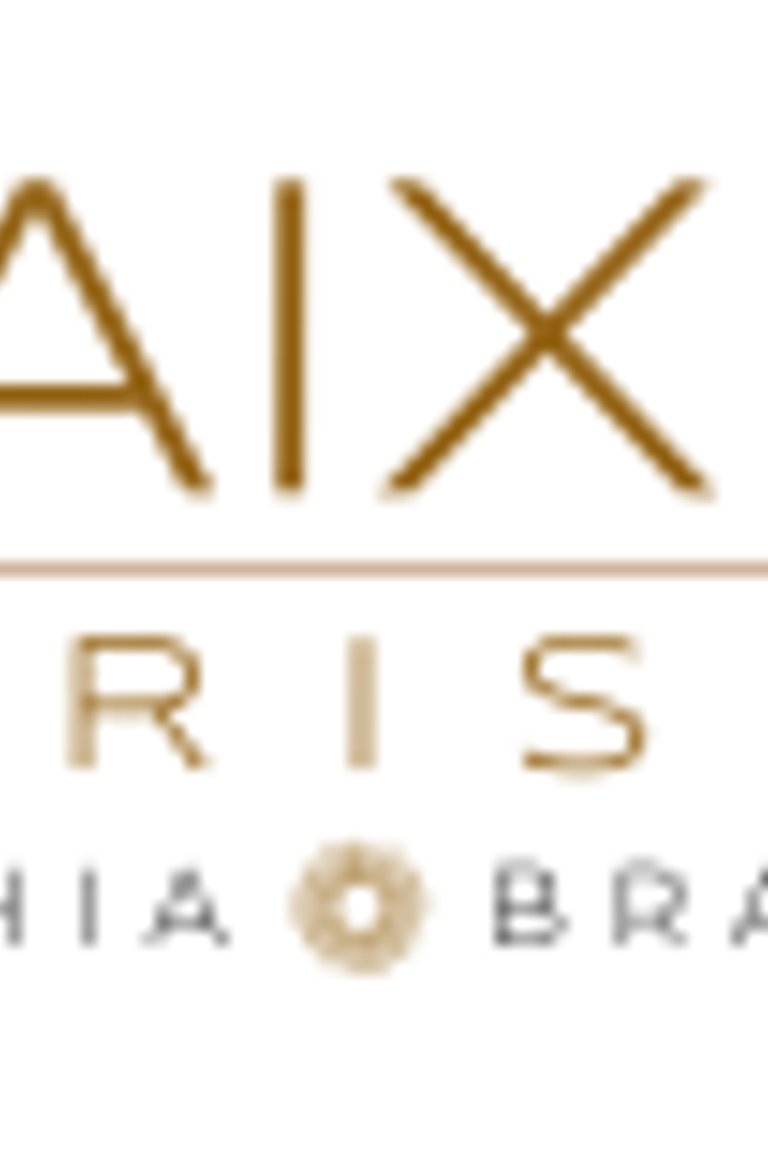 Decorado 3/4 em condomínio frente mar com passeio